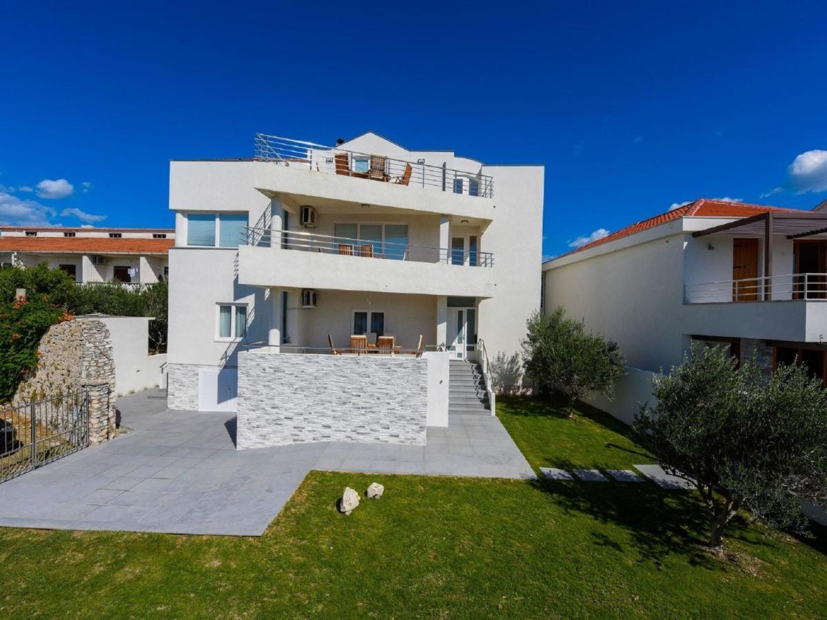 Modern Villa In Nin With Terrace Ngoại thất bức ảnh